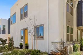 Photo #2: 221038513 Listing