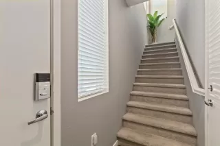 Photo #3: 221038513 Listing