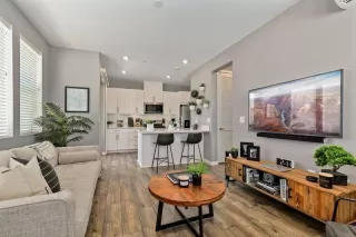 Photo #4: 221038513 Listing