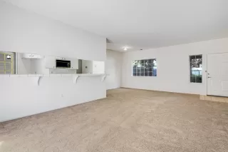 Photo #5: 221039139 Listing