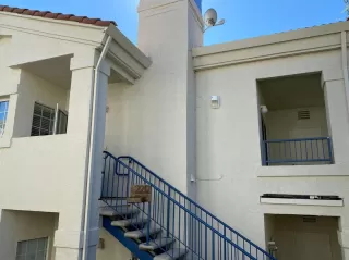 Photo #2: 221039176 Listing