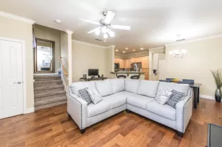 Photo #2: 221039273 Listing 