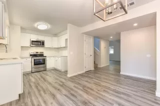 Photo #3: 221039568 Listing 