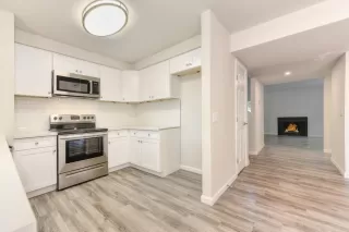 Photo #5: 221039568 Listing 