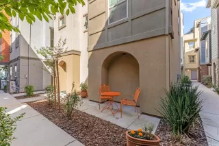 Photo #3: 221039584 Listing 