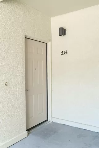 Photo #2: 221040047 Listing