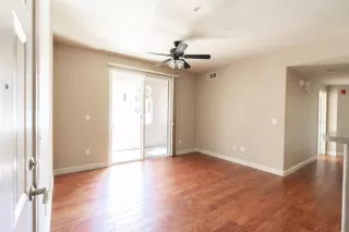 Photo #4: 221040047 Listing