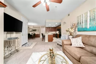 Photo #4: 221040100 Listing