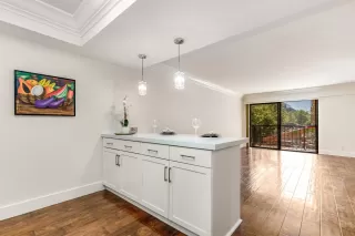 Photo #6: 221040114 Listing