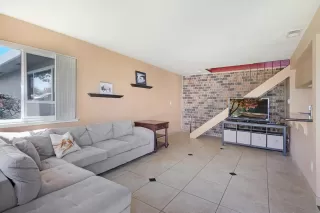 Photo #1: 221040145 Listing