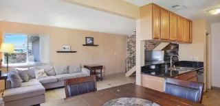 Photo #2: 221040145 Listing