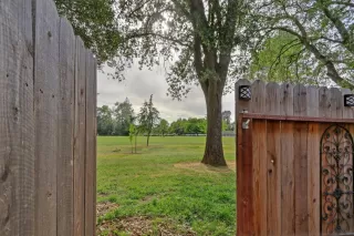 Photo #3: 221041160 Listing