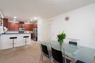 Photo #4: 221041443 Listing