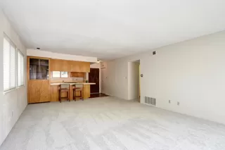 Photo #2: 221041509 Listing