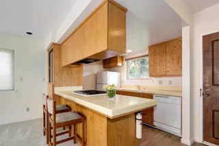 Photo #6: 221041509 Listing