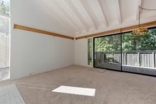 Photo #1: 221041798 Listing