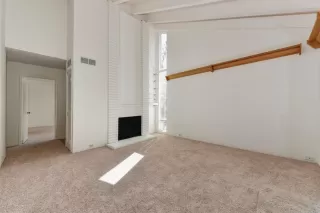 Photo #4: 221041798 Listing