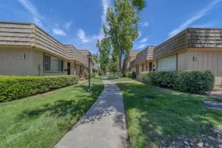 Photo #1: 221042201 Listing