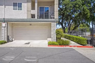 Photo #3: 221042524 Listing