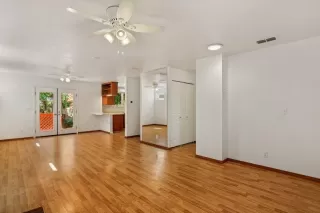 Photo #3: 221042698 Listing 