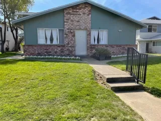 Photo #3: 221043135 Listing 