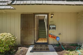 Photo #6: 221043297 Listing