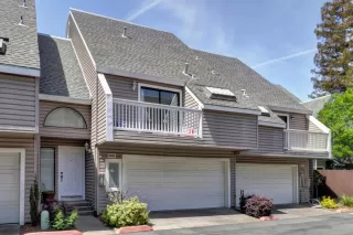 Photo #1: 221043686 Listing 