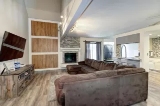 Photo #4: 221043686 Listing 