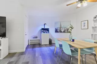 Photo #2: 221044046 Listing