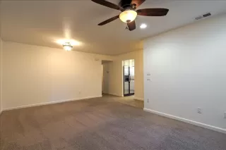 Photo #5: 221044092 Listing 