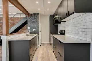 Photo #3: 221044171 Listing