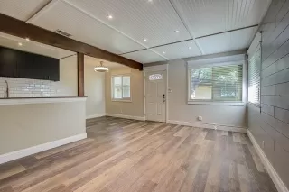 Photo #5: 221044171 Listing