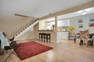 Photo #1: 221045095 Listing 