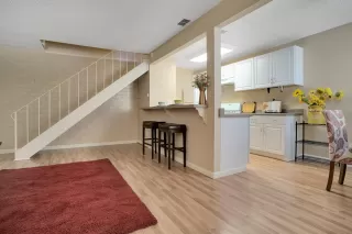 Photo #5: 221045095 Listing 