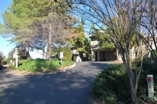 Photo #3: 221045670 Listing