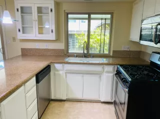 Photo #6: 221045704 Listing