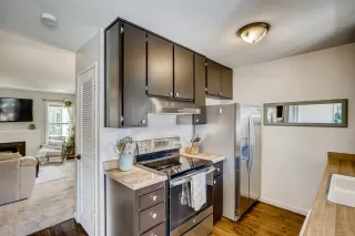 Photo #6: 221045877 Listing