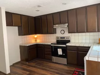 Photo #3: 221045931 Listing 