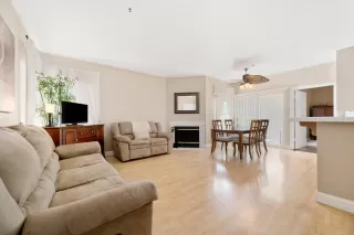 Photo #4: 221046408 Listing 