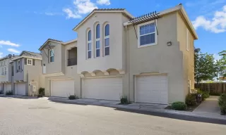 Photo #1: 221046504 Listing