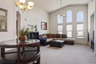 Photo #6: 221046504 Listing