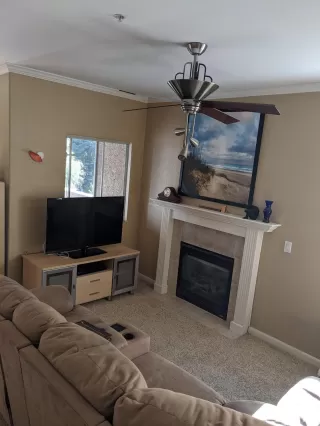 Photo #1: 221047106 Listing 