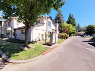 Photo #6: 221047283 Listing