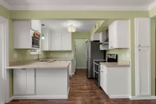 Photo #5: 221047374 Listing 