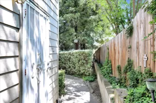 Photo #2: 221047428 Listing 