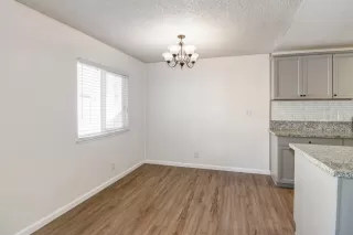 Photo #4: 221048090 Listing 