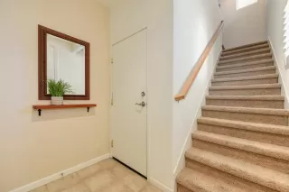 Photo #2: 221048344 Listing