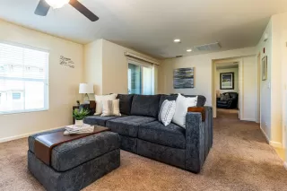 Photo #5: 221048570 Listing