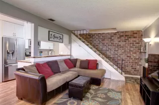 Photo #4: 221048683 Listing 