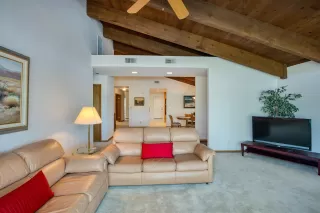 Photo #3: 221048801 Listing